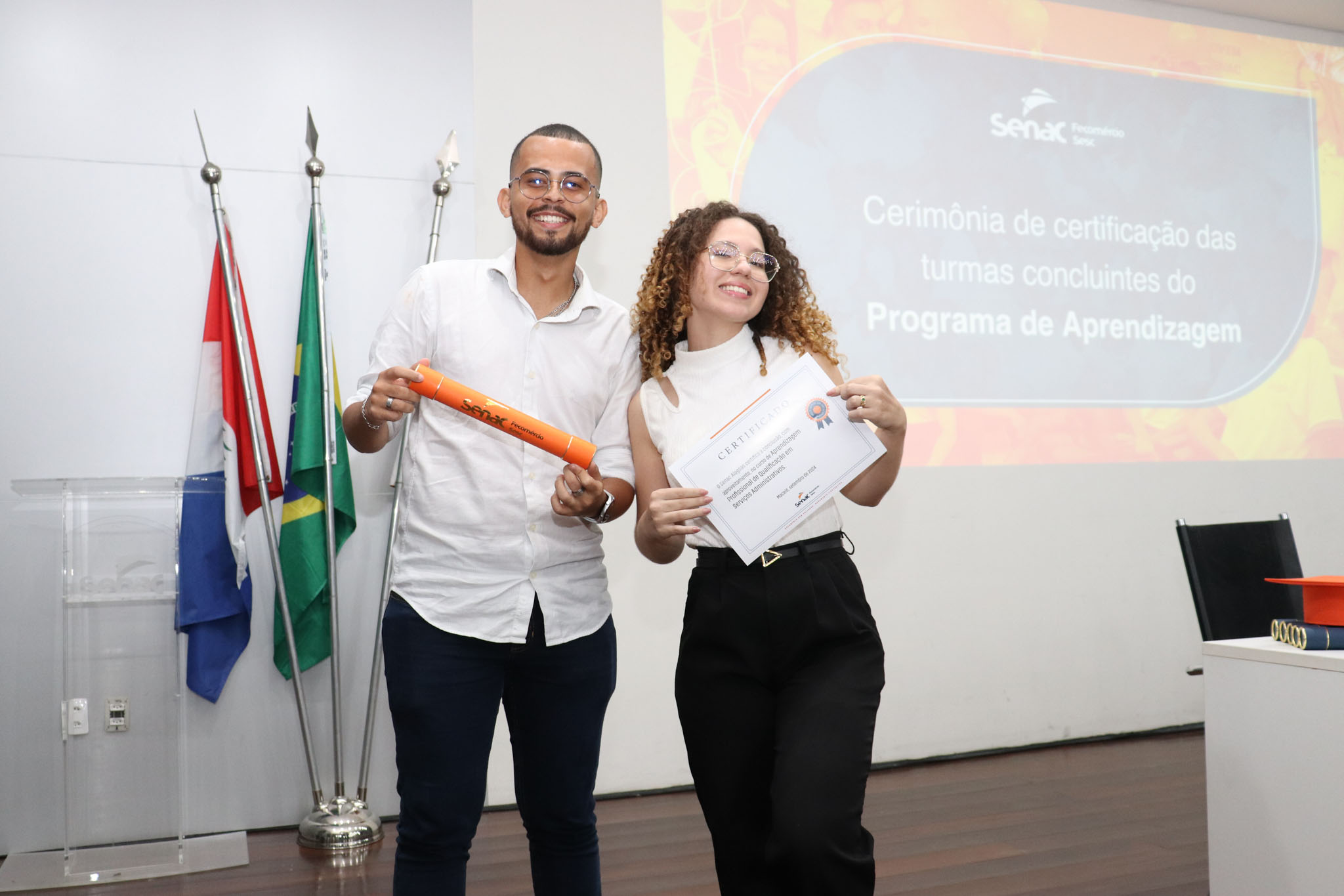 Emoção toma conta de aprendizes do Senac Alagoas em solenidade de conclusão do Programa de Aprendizagem